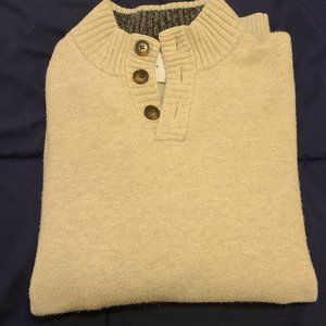 Men's large Old Navy button-up mock-neck sweater